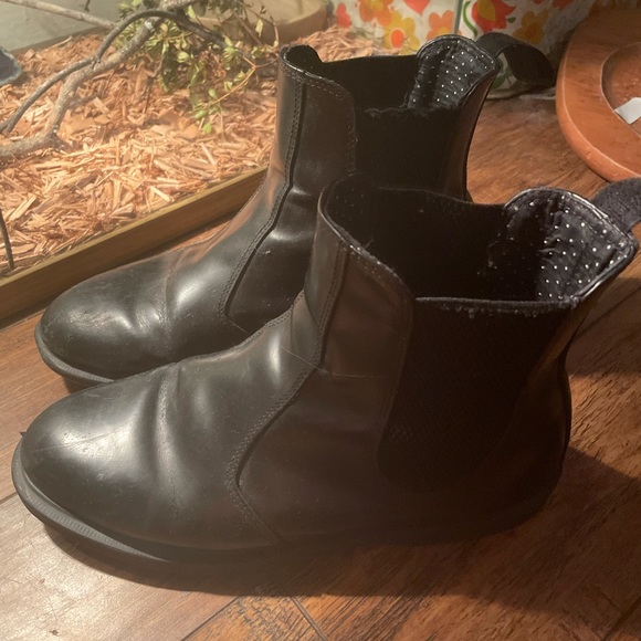 Dr. Martens Flora Chelsea Boots - Picture 7 of 7